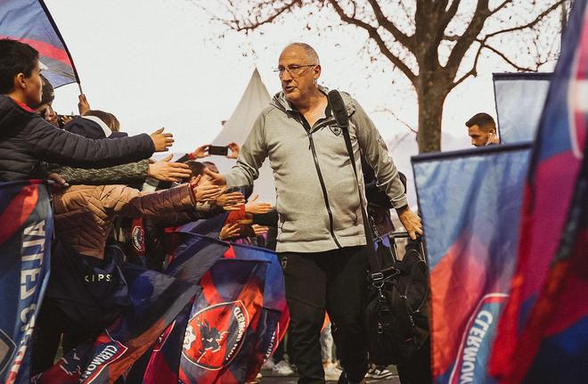 开云中国-法国杯倒计时，深圳男篮今晨内部沟通，细节引发关注，底气十足，年轻球员得到机会的简单介绍-开云中国